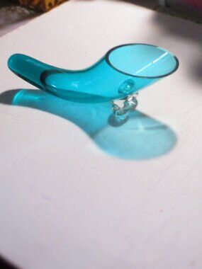 Vintage Teal 9" long , 3" wideglass horn of plenty